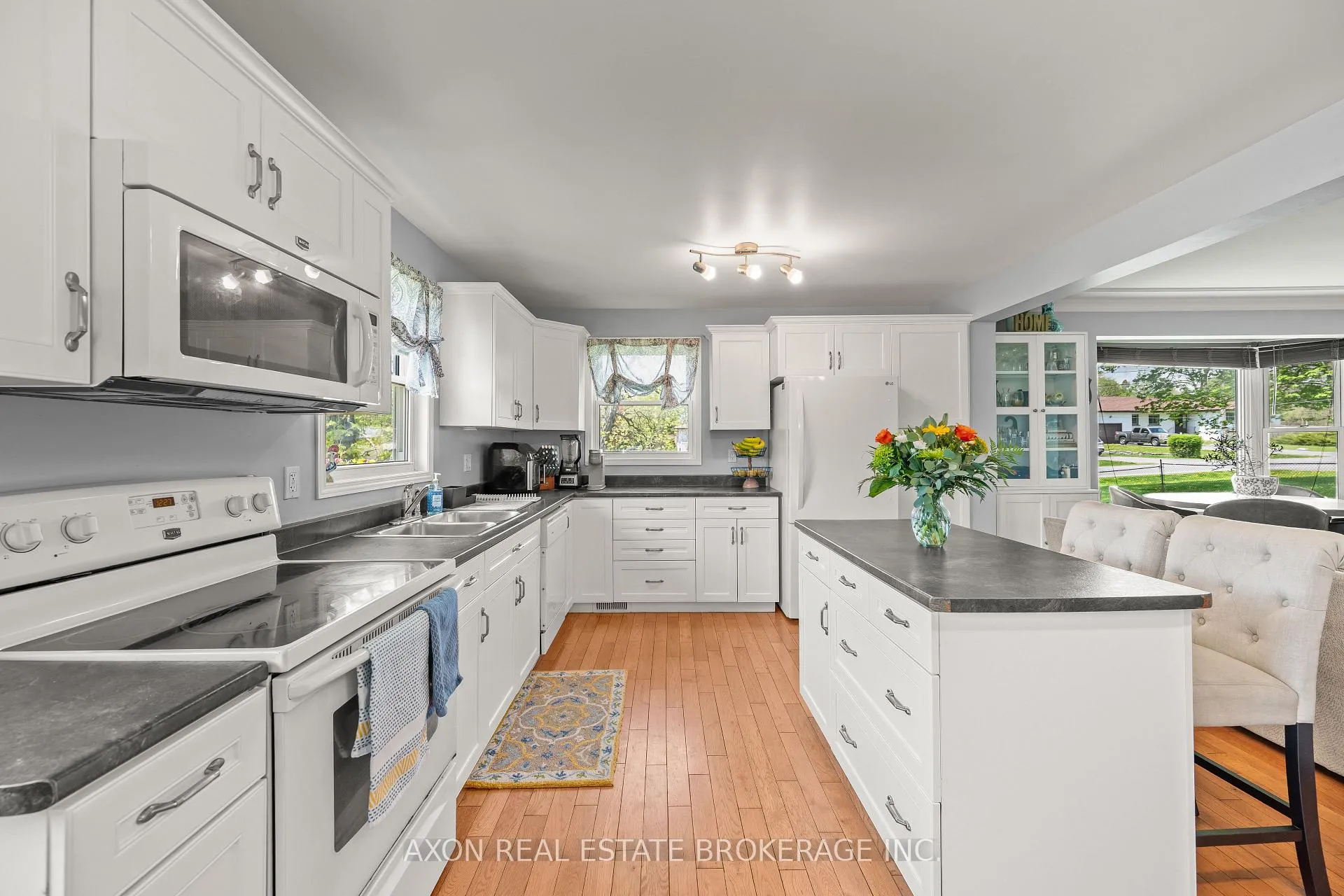 Photo 14 of 1118 Lincoln Drive, Kingston, South of Taylor-Kidd Blvd — HOMEH