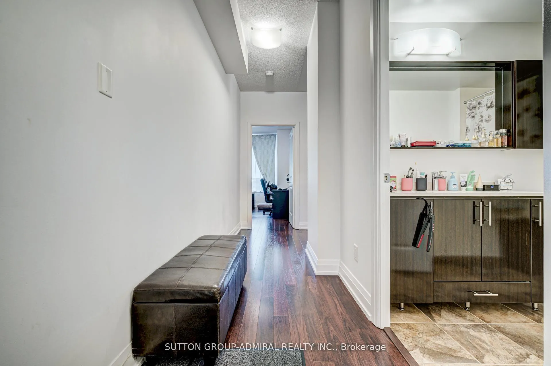 Photo 7 of Unit 512, 75 North Park Road, Vaughan, Beverley Glen — HOMEH