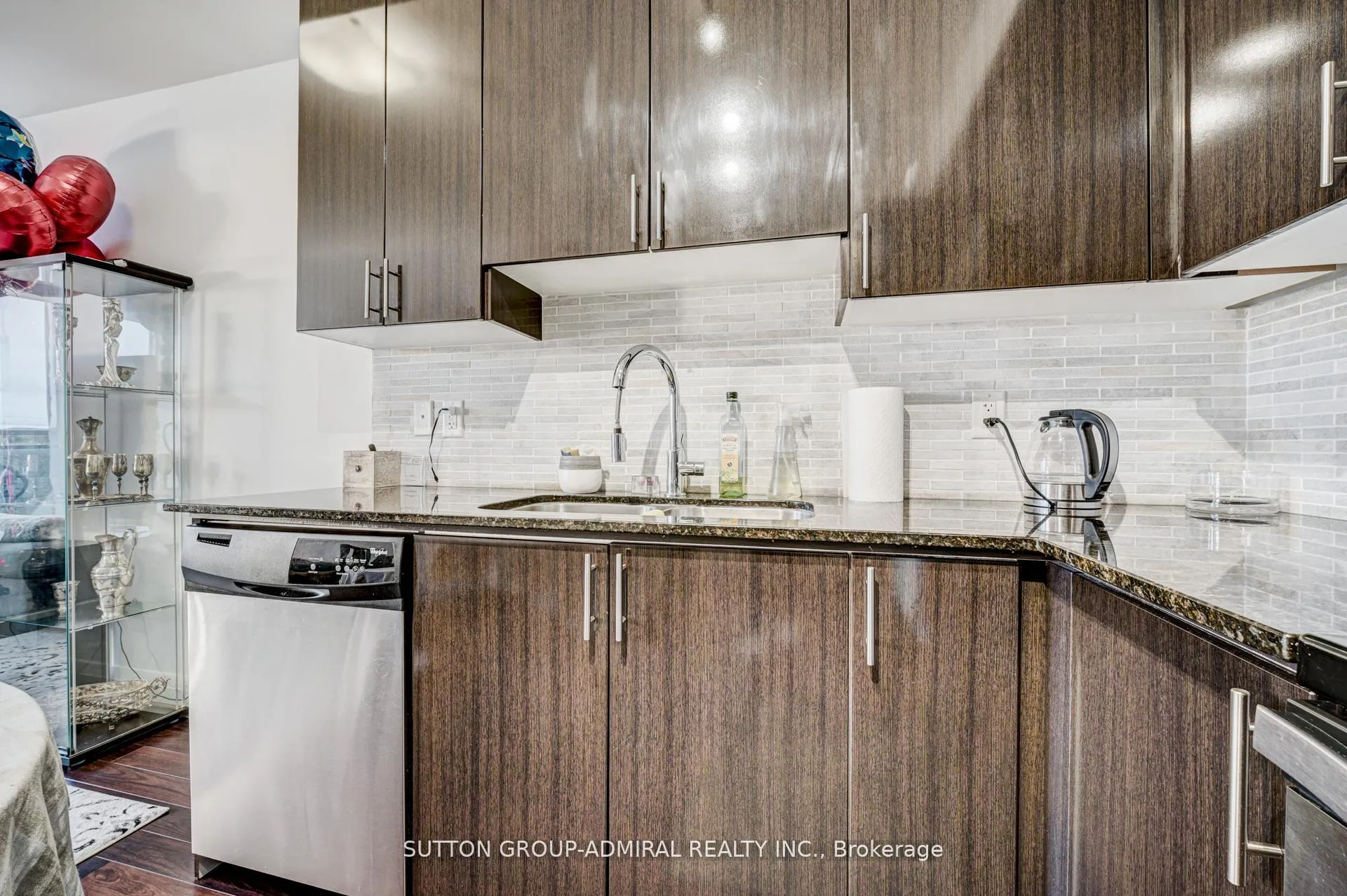 Photo 14 of Unit 512, 75 North Park Road, Vaughan, Beverley Glen — HOMEH