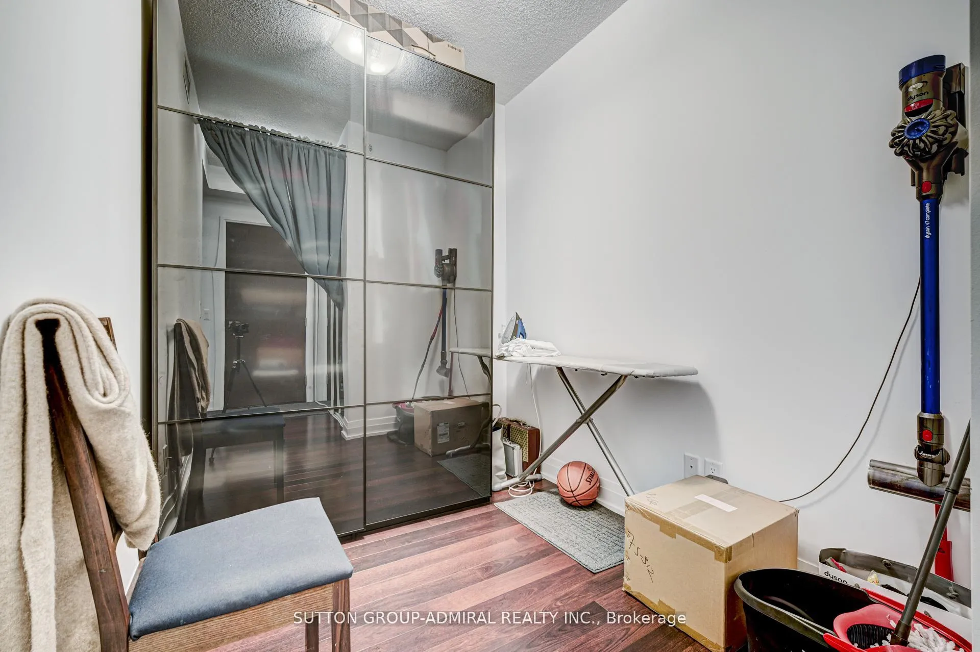 Photo 18 of Unit 512, 75 North Park Road, Vaughan, Beverley Glen — HOMEH