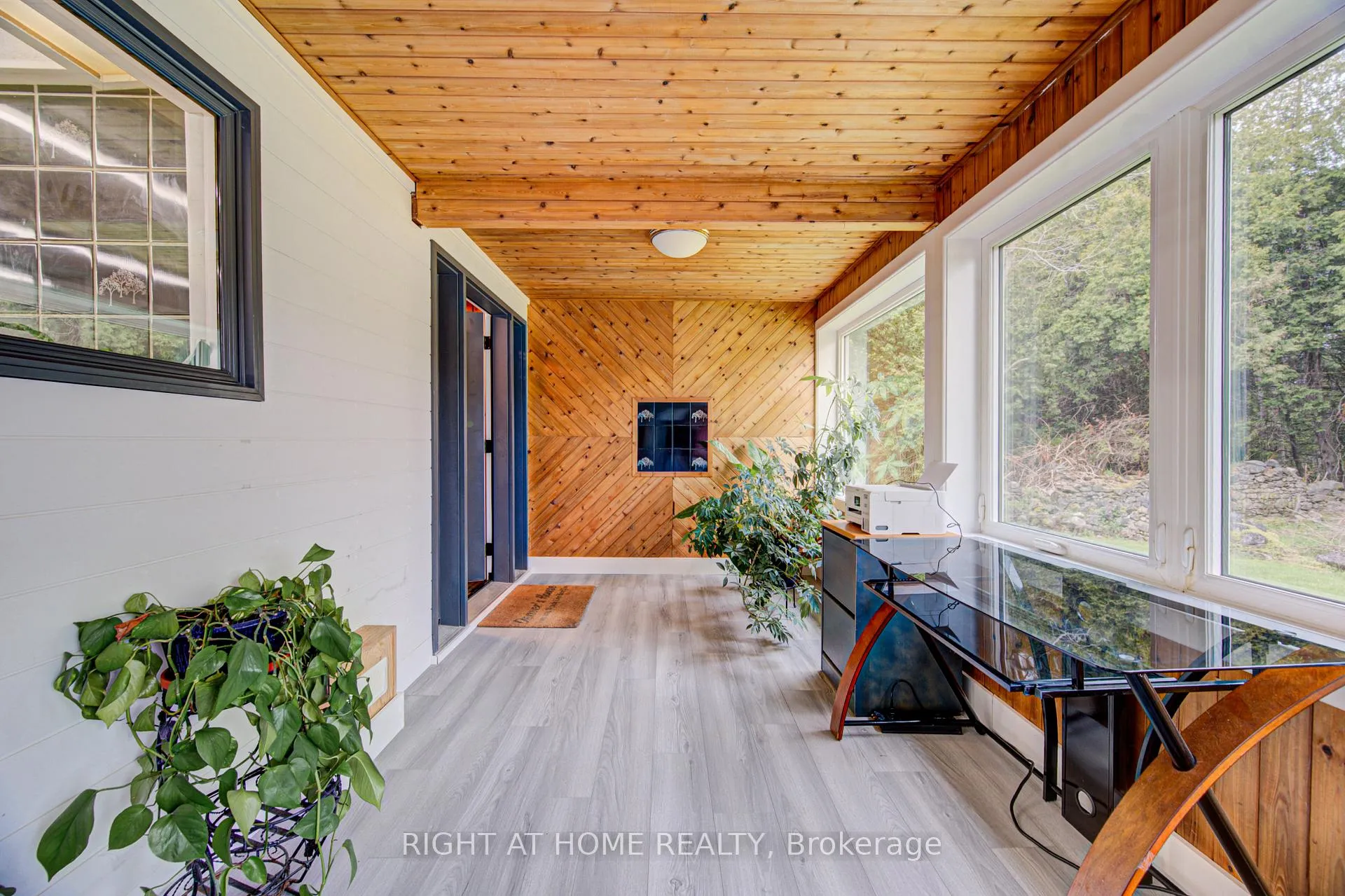 Photo 5 of 536 11th Con Road E, Hamilton, Rural Flamborough — HOMEH