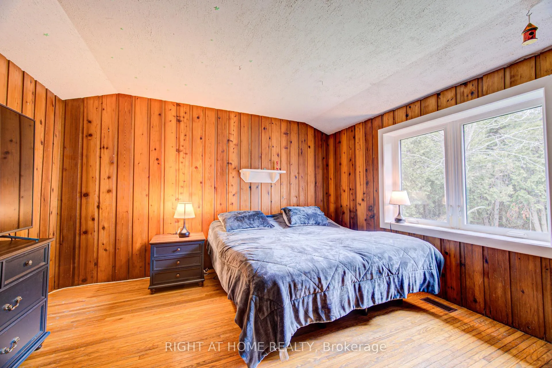 Photo 29 of 536 11th Con Road E, Hamilton, Rural Flamborough — HOMEH