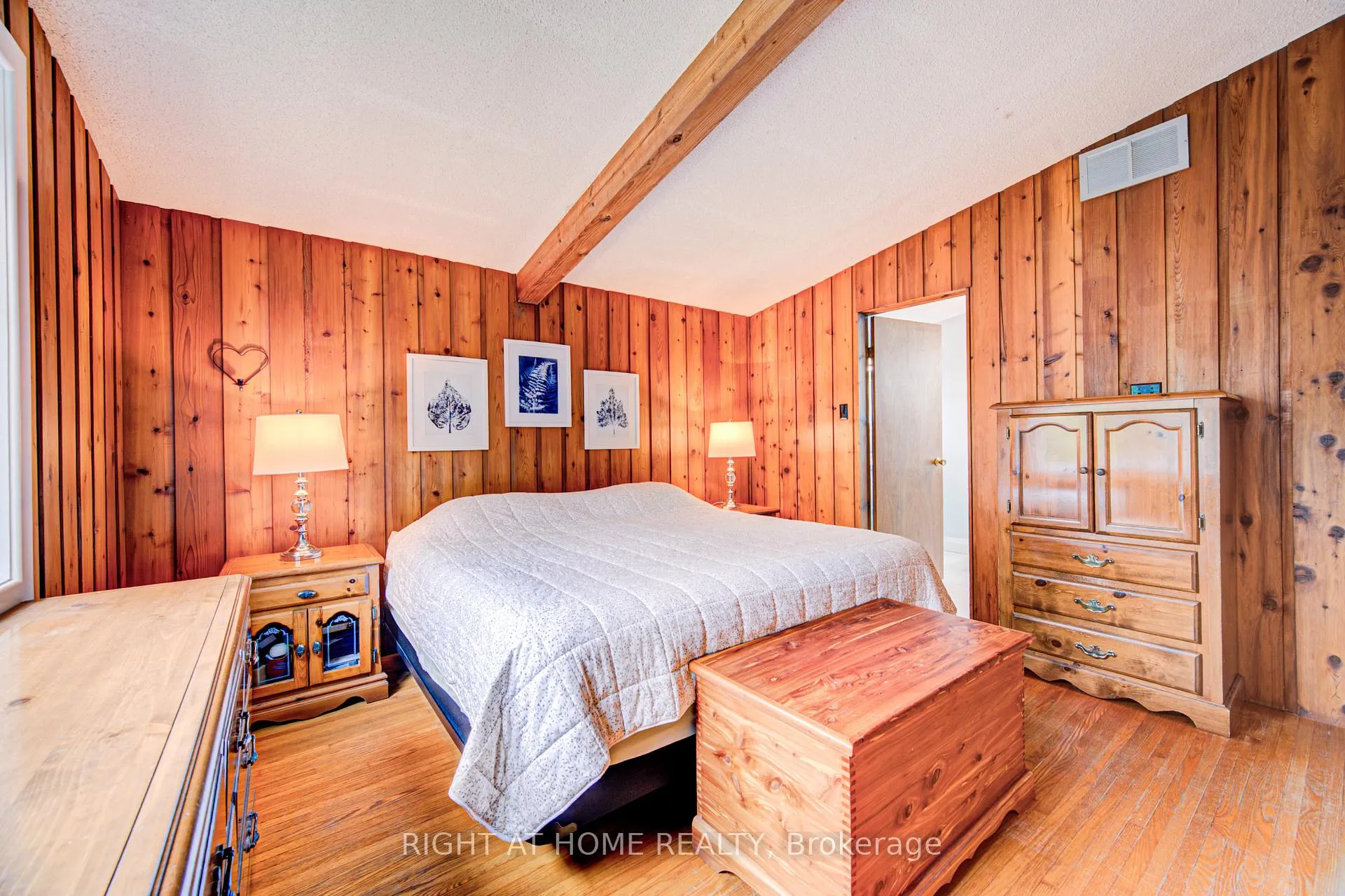 Photo 31 of 536 11th Con Road E, Hamilton, Rural Flamborough — HOMEH