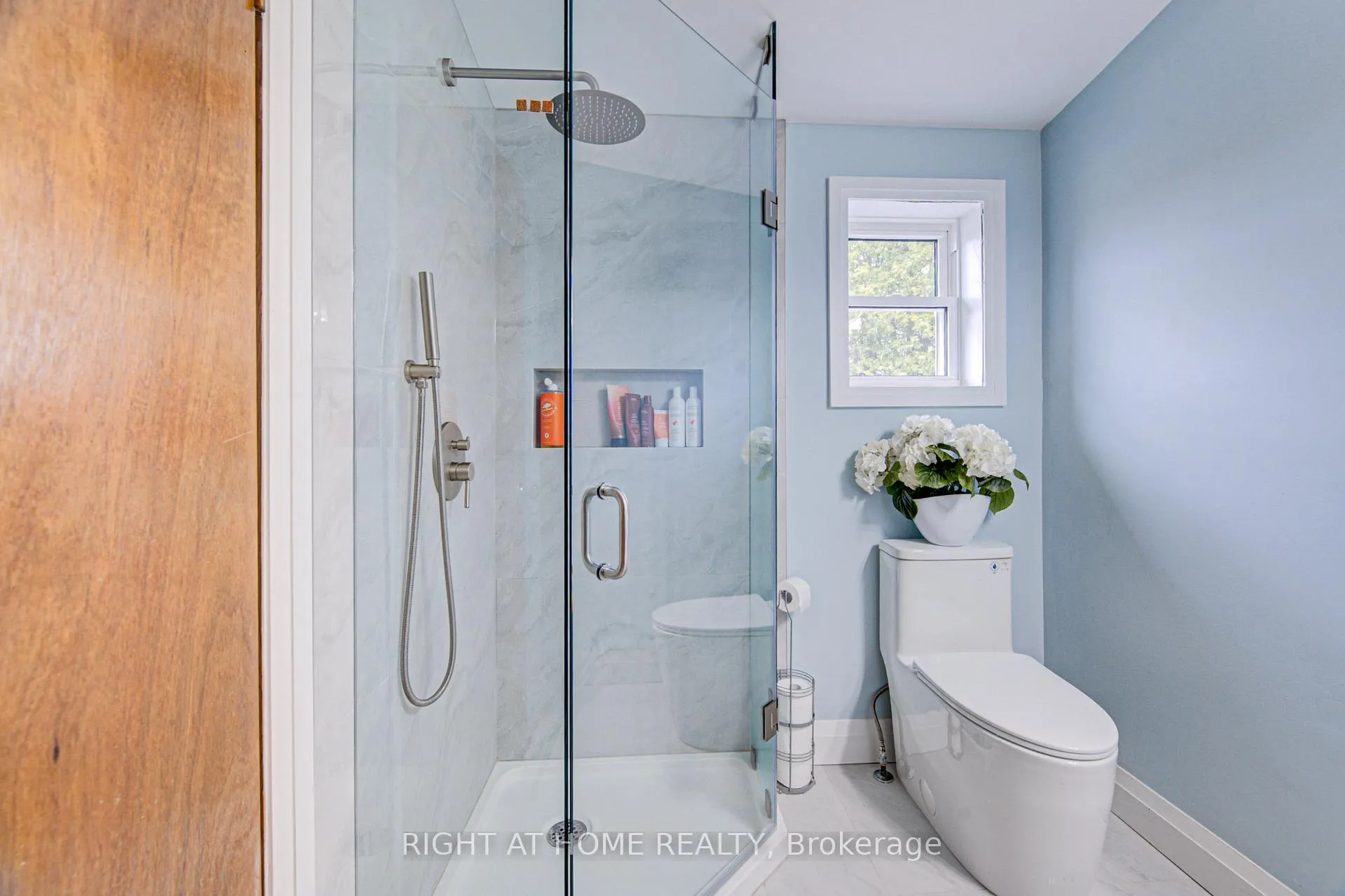 Photo 32 of 536 11th Con Road E, Hamilton, Rural Flamborough — HOMEH