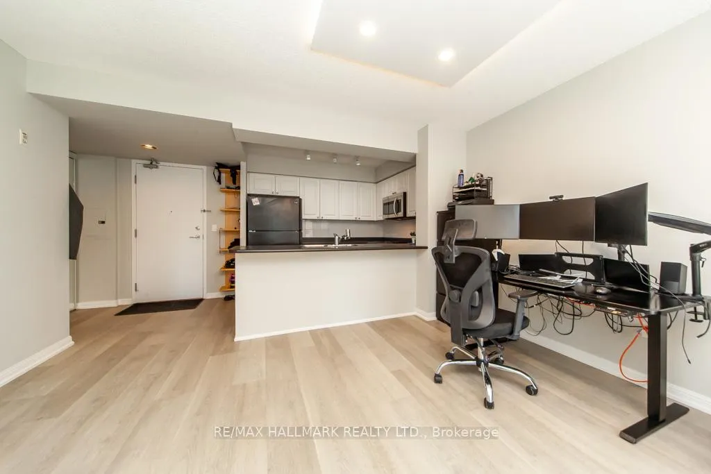 Photo 15 of Unit 1103, 330 Adelaide Street E, Toronto, Moss Park — HOMEH