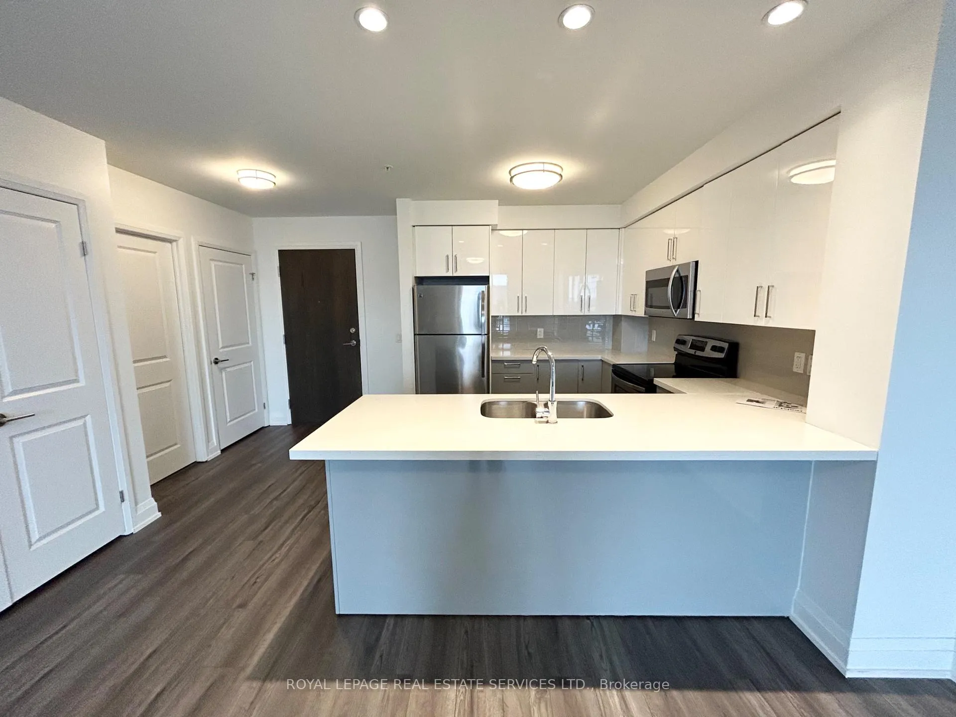 Photo 4 of Unit 913, 460A Belmont Avenue W, Kitchener — HOMEH