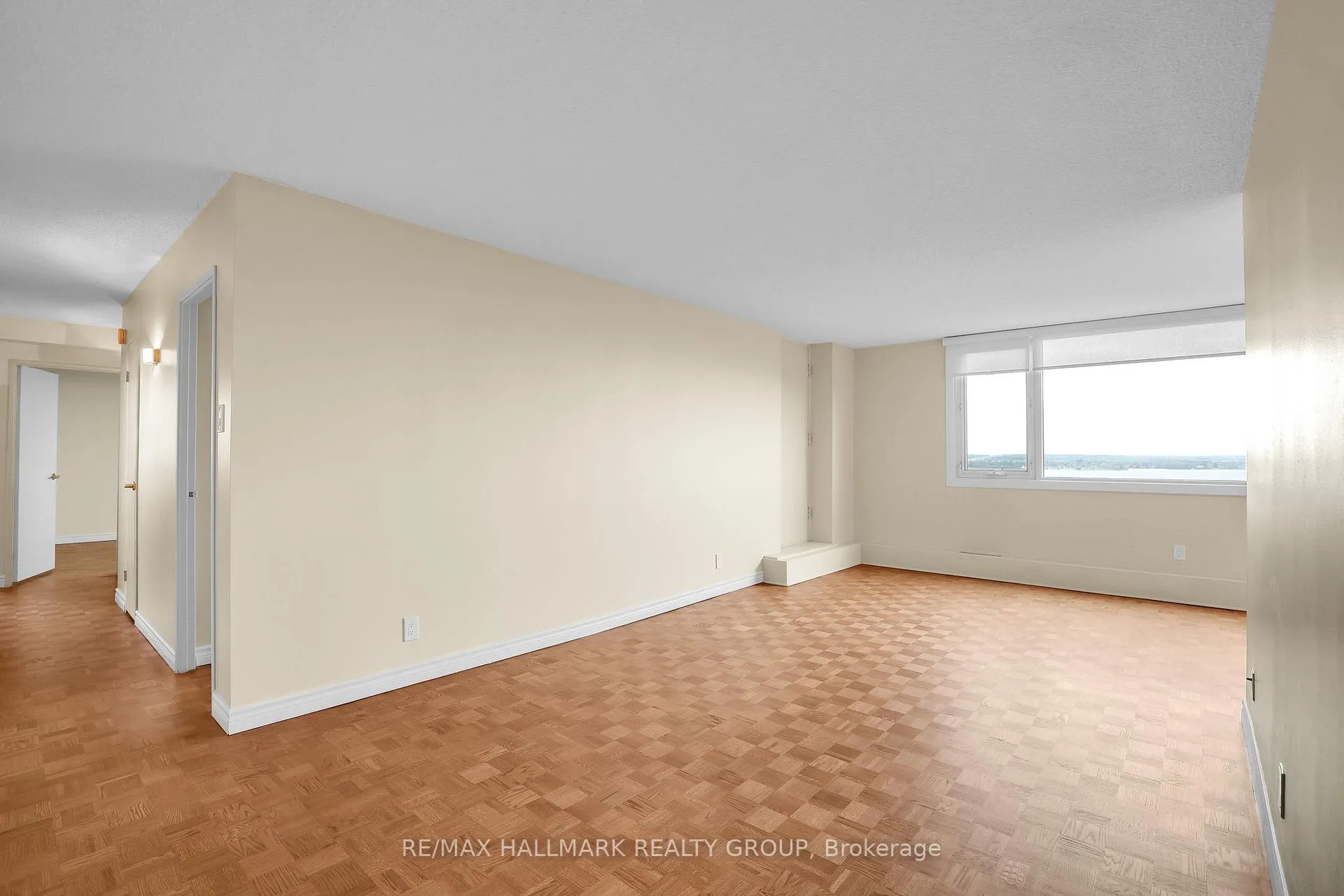Photo 4 of Unit 1907, 265 Poulin Avenue, Ottawa, Britannia — HOMEH