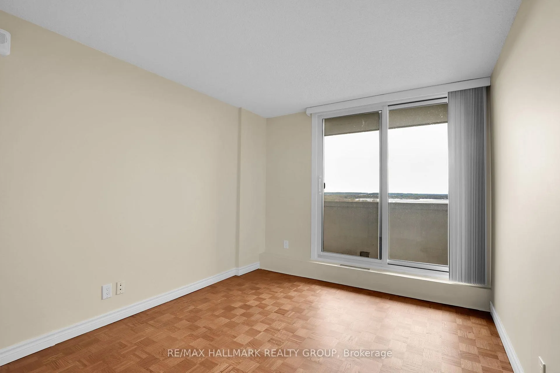 Photo 8 of Unit 1907, 265 Poulin Avenue, Ottawa, Britannia — HOMEH