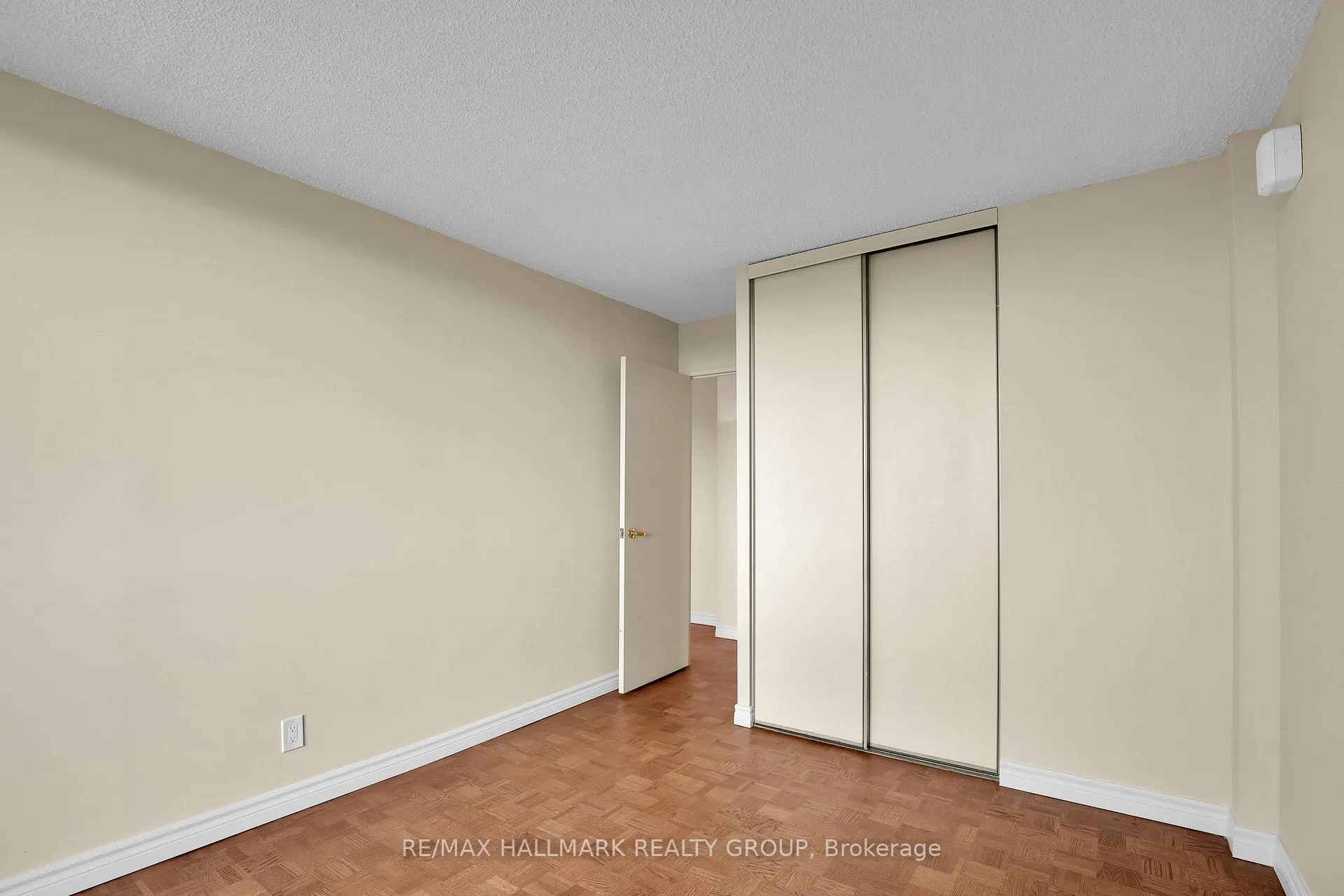 Photo 9 of Unit 1907, 265 Poulin Avenue, Ottawa, Britannia — HOMEH