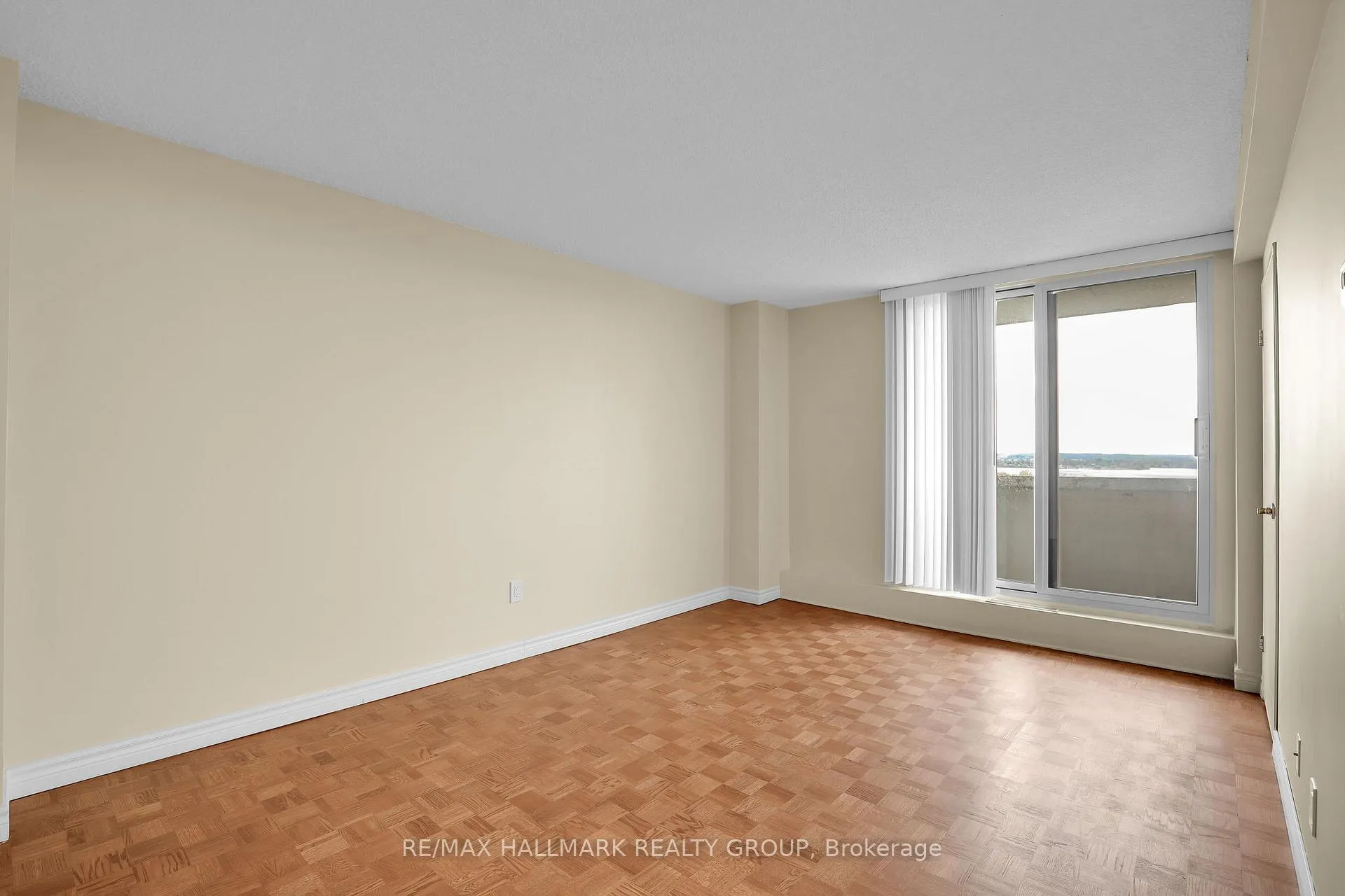 Photo 11 of Unit 1907, 265 Poulin Avenue, Ottawa, Britannia — HOMEH