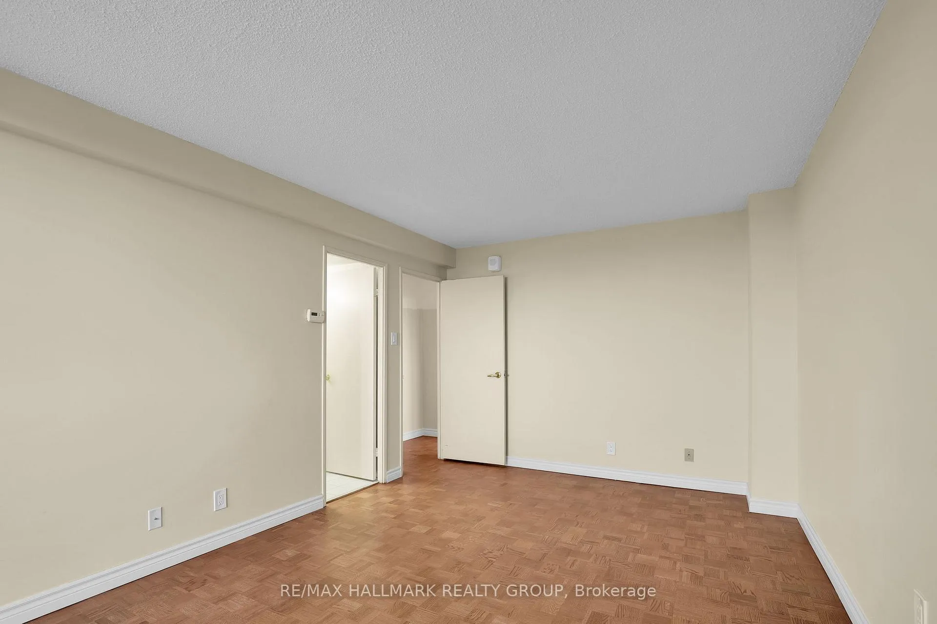 Photo 12 of Unit 1907, 265 Poulin Avenue, Ottawa, Britannia — HOMEH