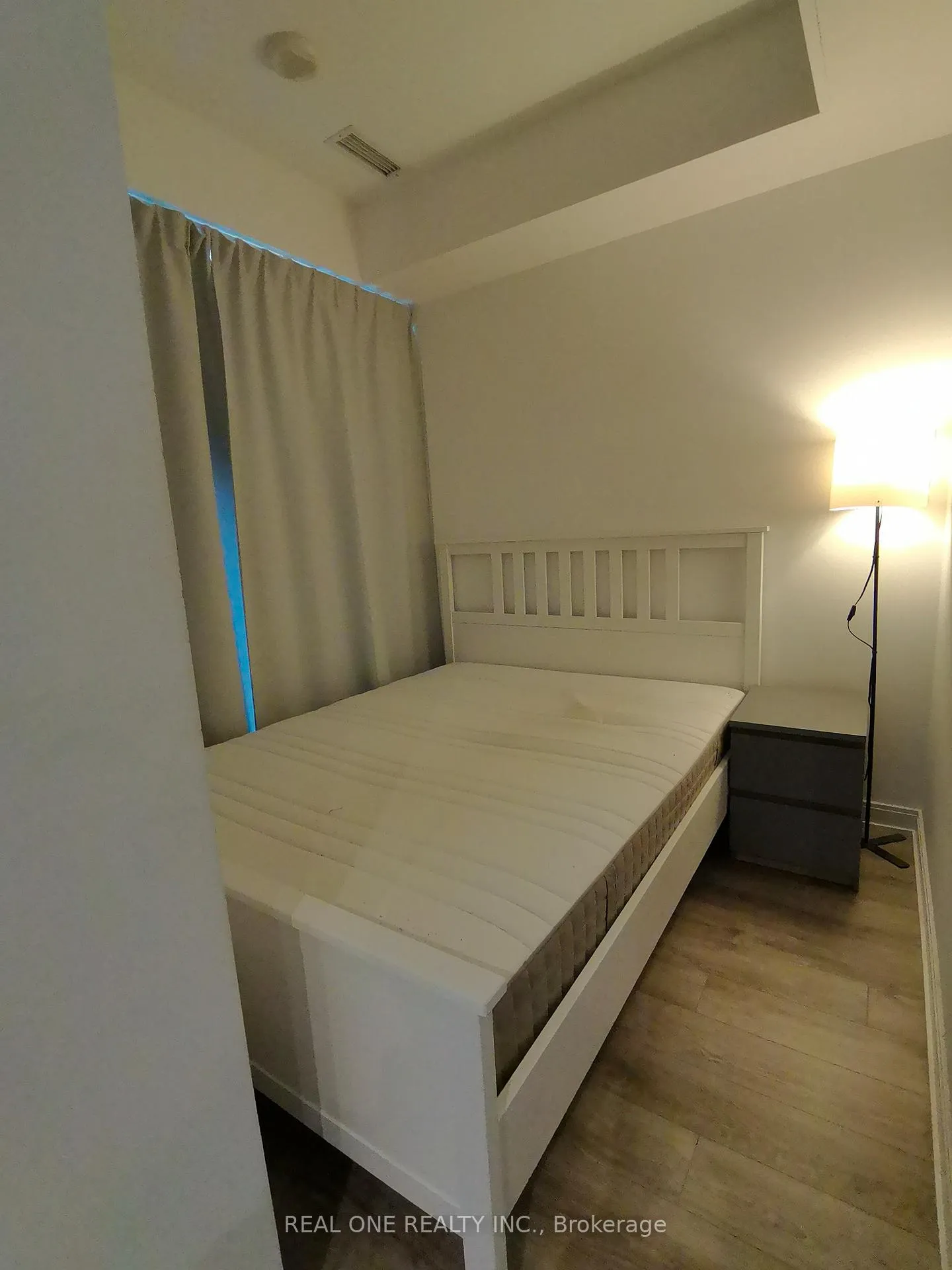 Photo 7 of Unit 803, 42 Charles Street E, Toronto, Church-Yonge Corridor — HOMEH