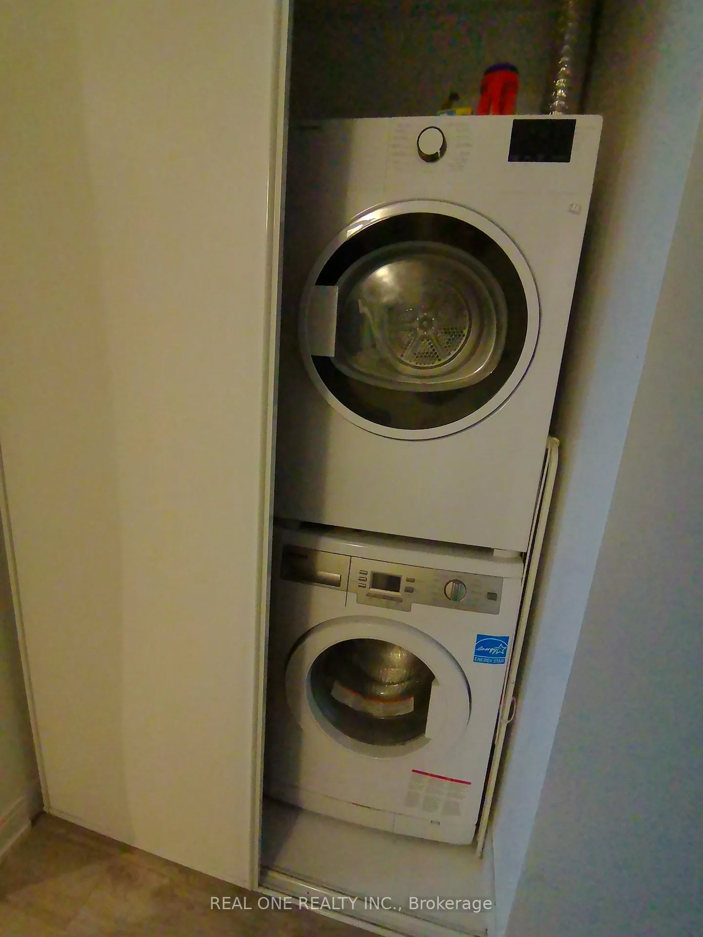 Photo 8 of Unit 803, 42 Charles Street E, Toronto, Church-Yonge Corridor — HOMEH