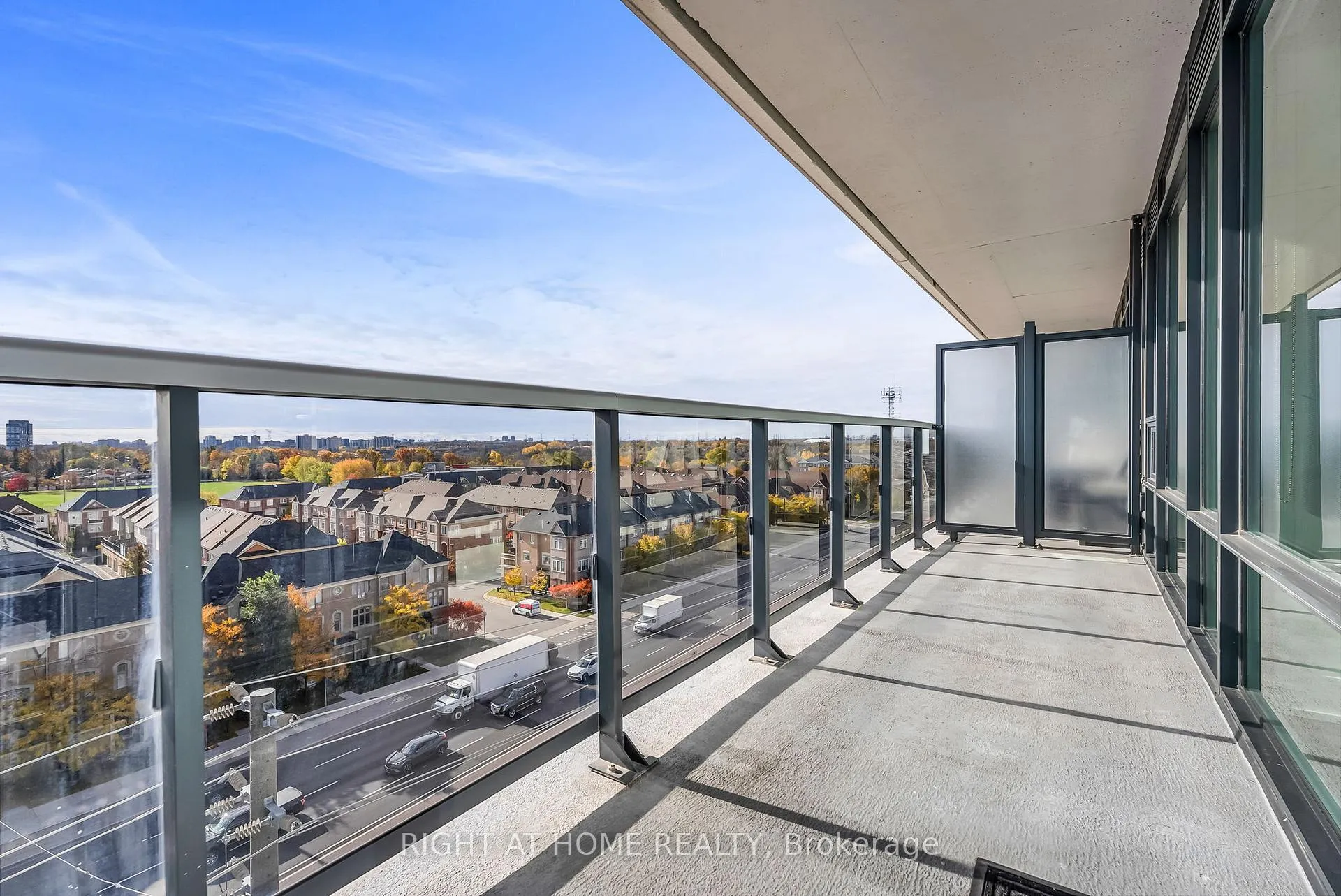 Photo 28 of Unit 810, 4800 Highway 7, Vaughan, East Woodbridge — HOMEH