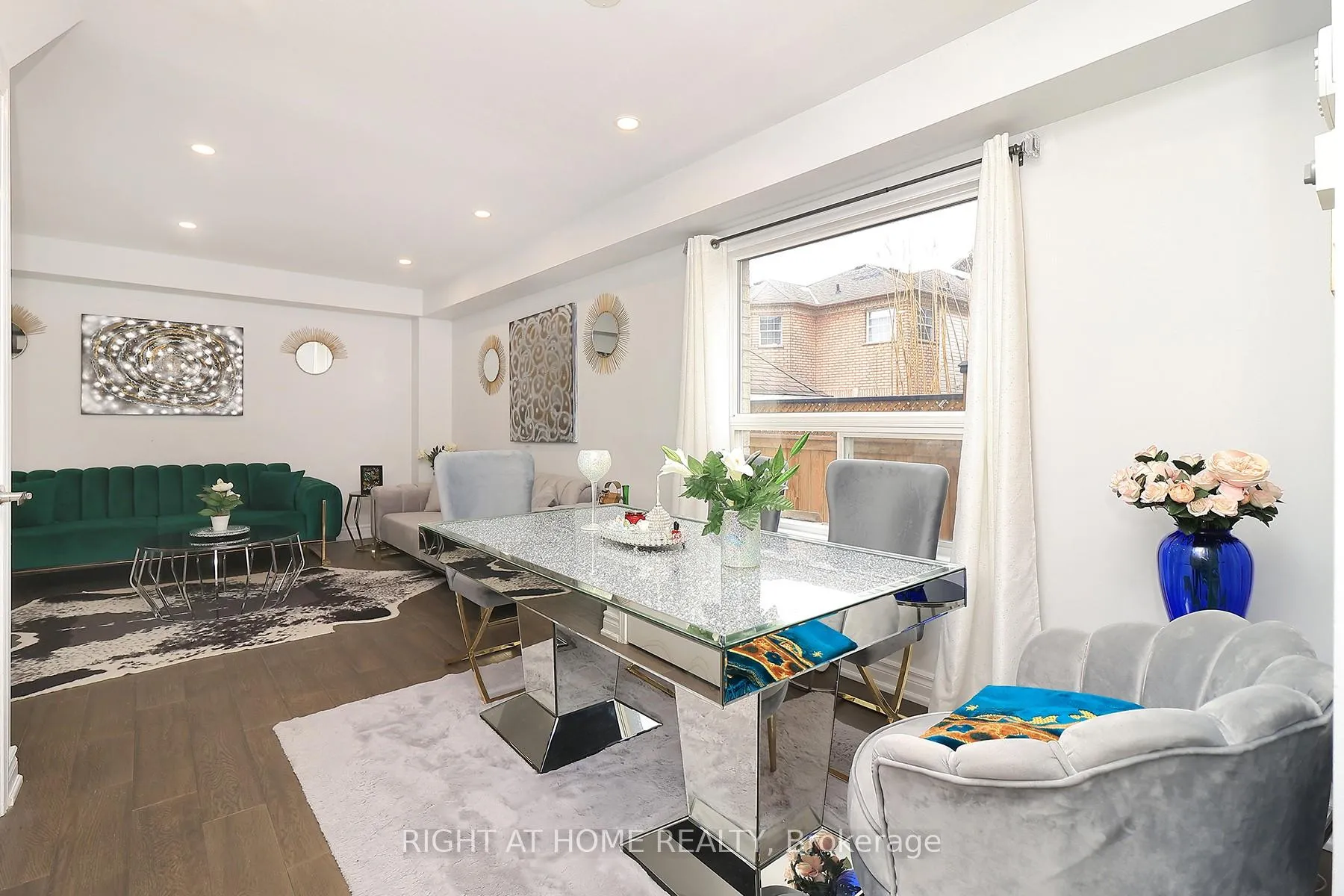 Photo 6 of 27 Foundry Lane, Whitby, Williamsburg — HOMEH