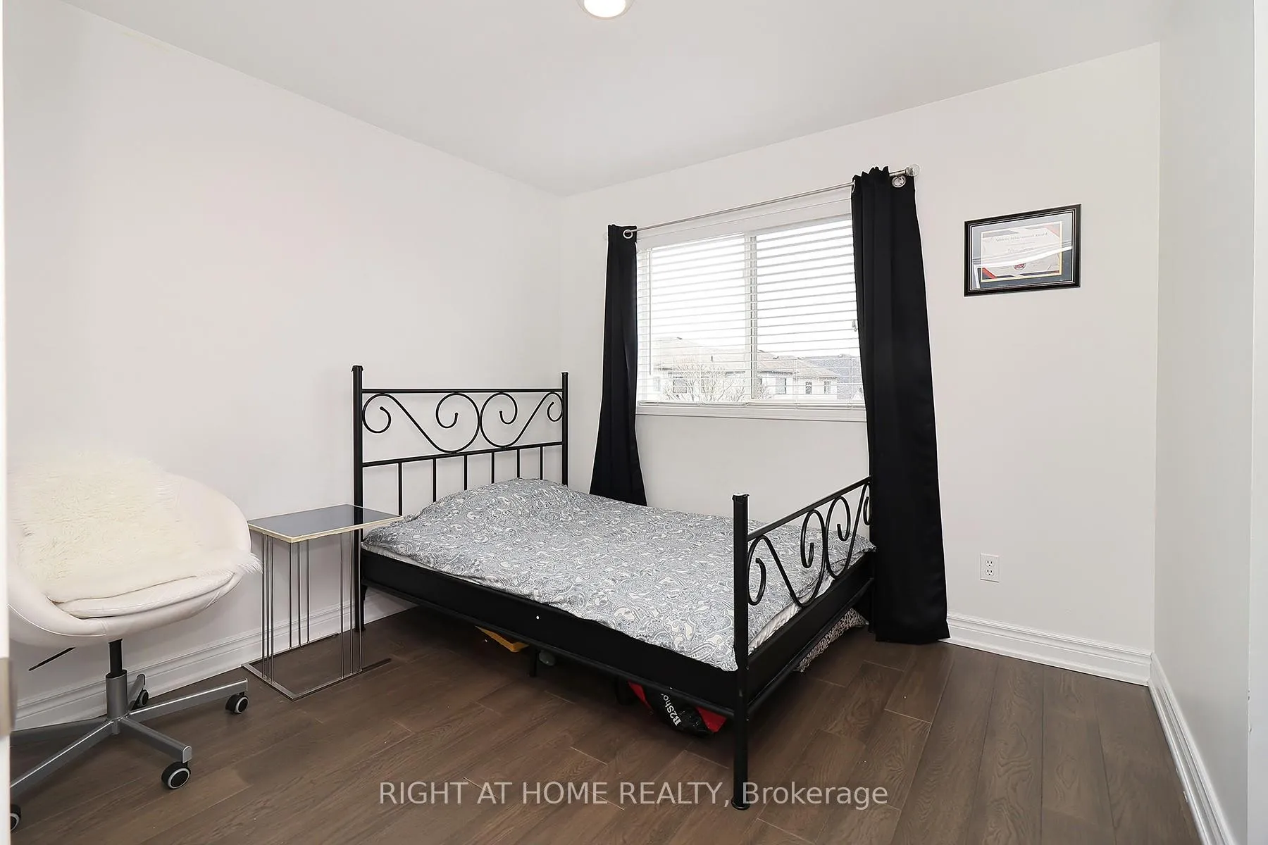 Photo 19 of 27 Foundry Lane, Whitby, Williamsburg — HOMEH