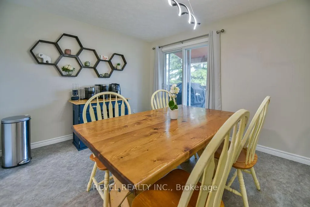 Photo 13 of 209 Sutherland Street, Timmins, Porcupine - West — HOMEH