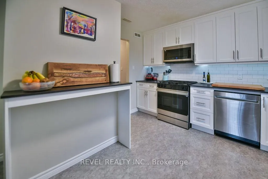 Photo 15 of 209 Sutherland Street, Timmins, Porcupine - West — HOMEH