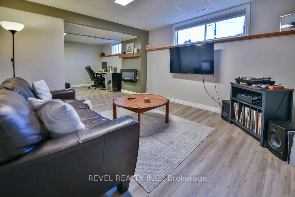 Photo 30 of 209 Sutherland Street, Timmins, Porcupine - West — HOMEH