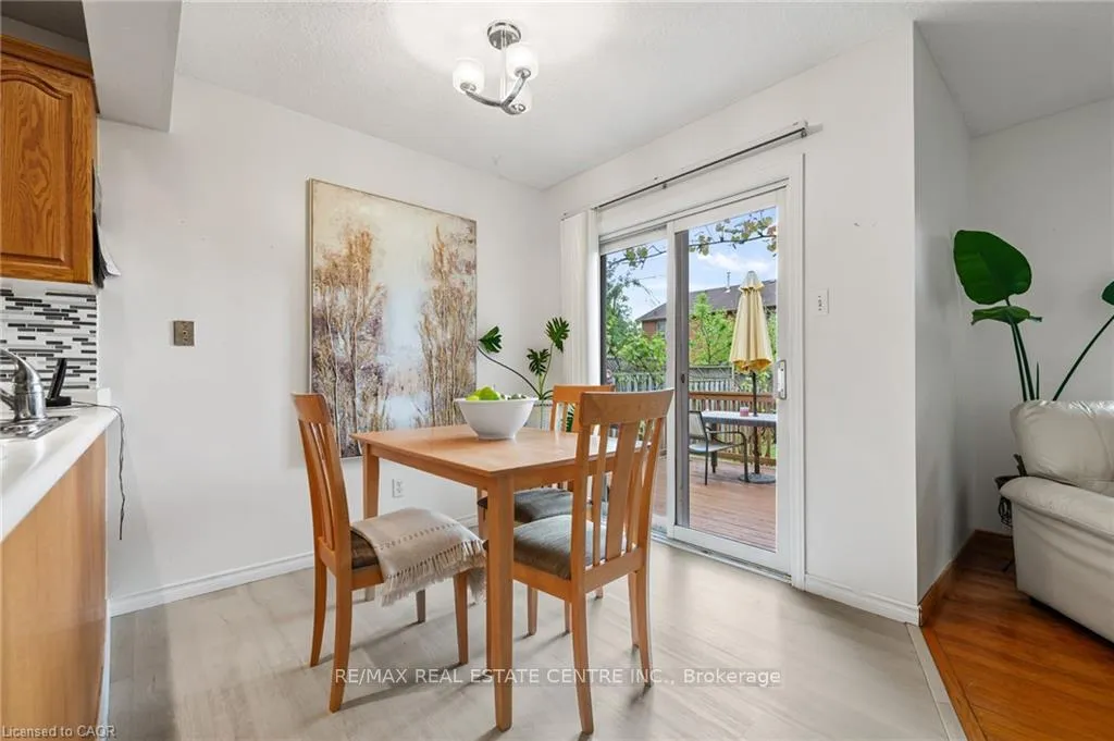 Photo 12 of 444 Burnett Avenue, Cambridge — HOMEH