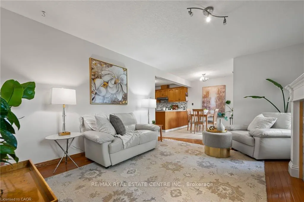 Photo 15 of 444 Burnett Avenue, Cambridge — HOMEH