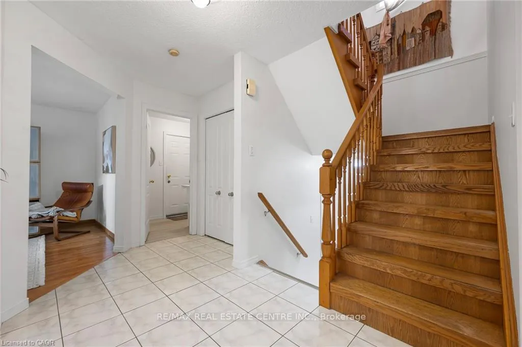 Photo 21 of 444 Burnett Avenue, Cambridge — HOMEH