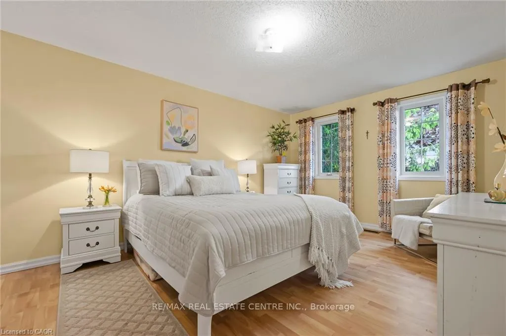 Photo 24 of 444 Burnett Avenue, Cambridge — HOMEH