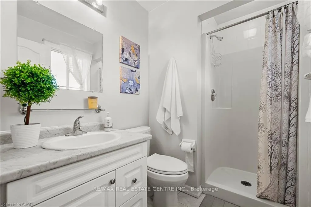 Photo 26 of 444 Burnett Avenue, Cambridge — HOMEH