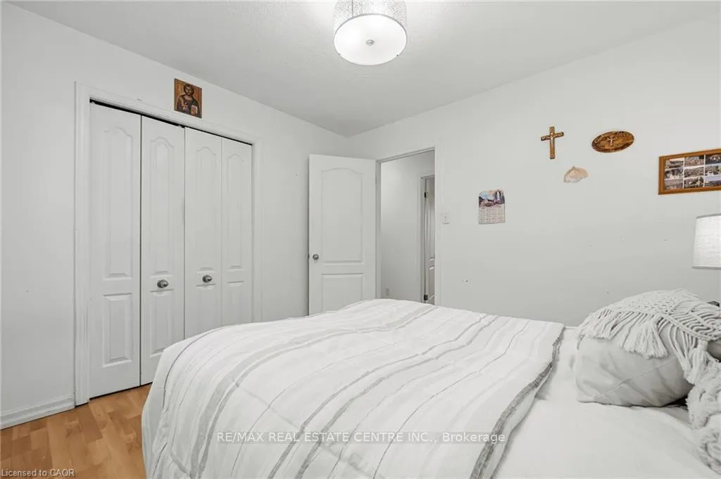 Photo 28 of 444 Burnett Avenue, Cambridge — HOMEH