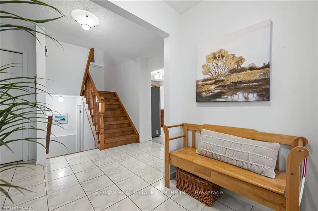 Photo 32 of 444 Burnett Avenue, Cambridge — HOMEH