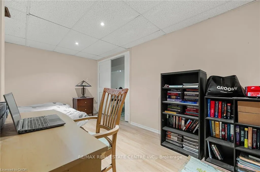 Photo 35 of 444 Burnett Avenue, Cambridge — HOMEH
