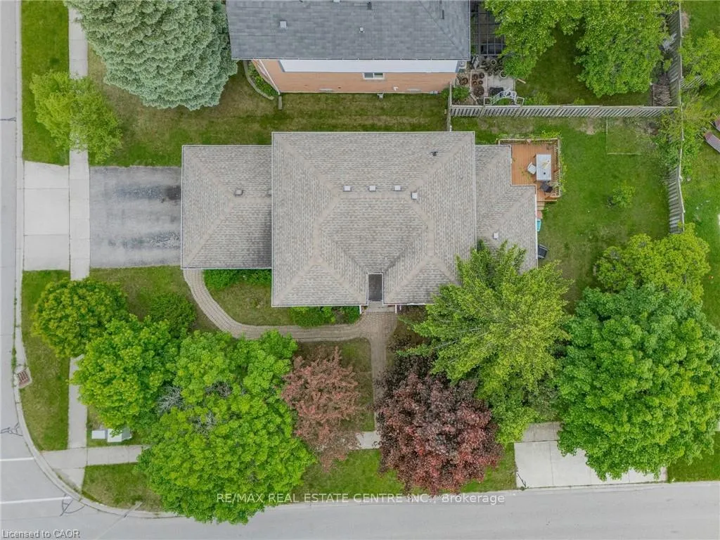 Photo 45 of 444 Burnett Avenue, Cambridge — HOMEH