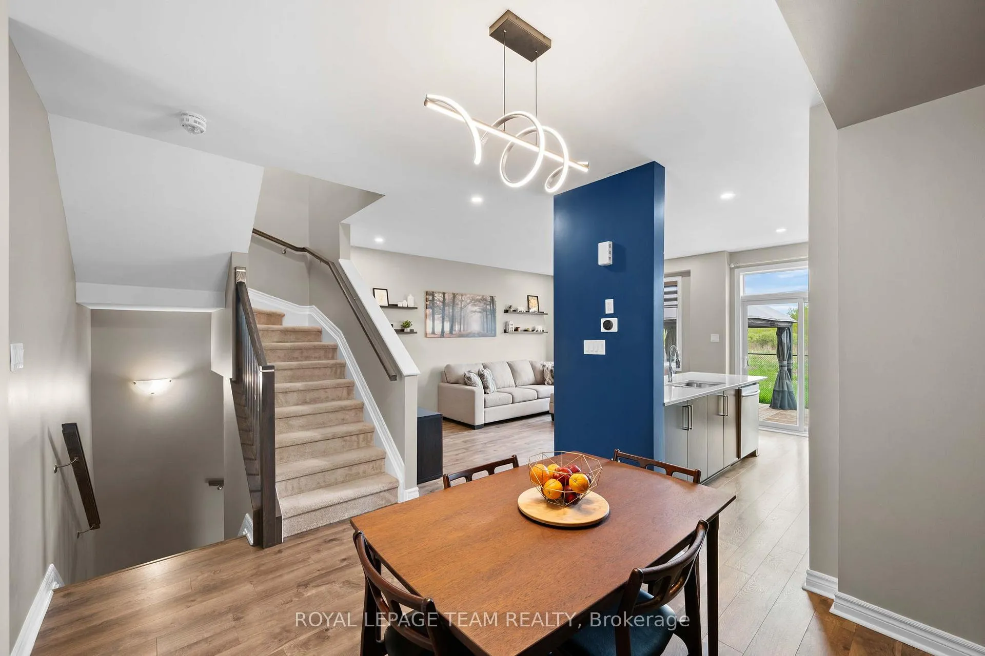 Photo 8 of 233 Mountain Sorrel Way, Ottawa, Avalon West — HOMEH