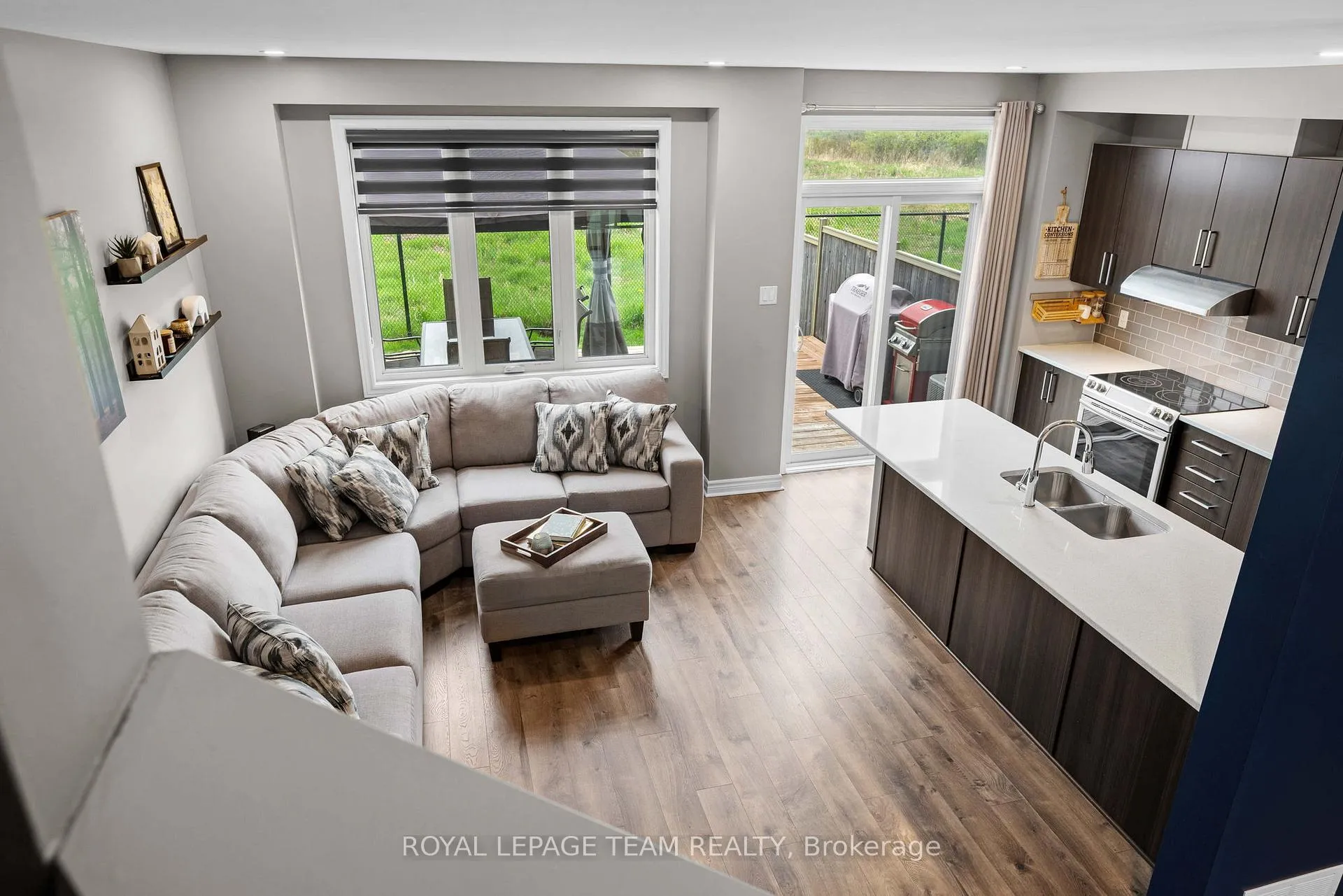 Photo 14 of 233 Mountain Sorrel Way, Ottawa, Avalon West — HOMEH
