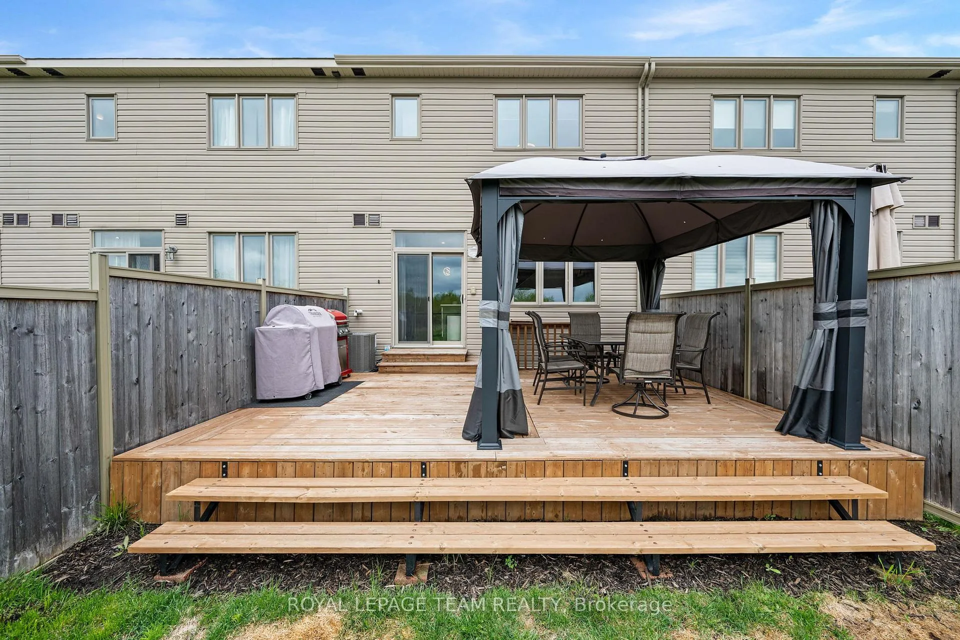 Photo 26 of 233 Mountain Sorrel Way, Ottawa, Avalon West — HOMEH