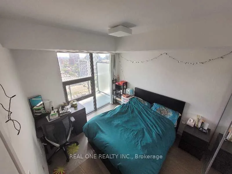 Photo 7 of Unit 1913, 11 Wellesley Street W, Toronto, Bay Street Corridor — HOMEH