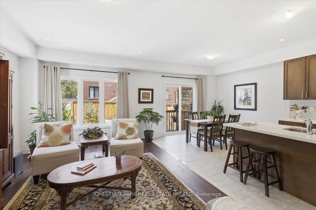 Photo 6 of 21 Harry Thornton Lane, Uxbridge — HOMEH