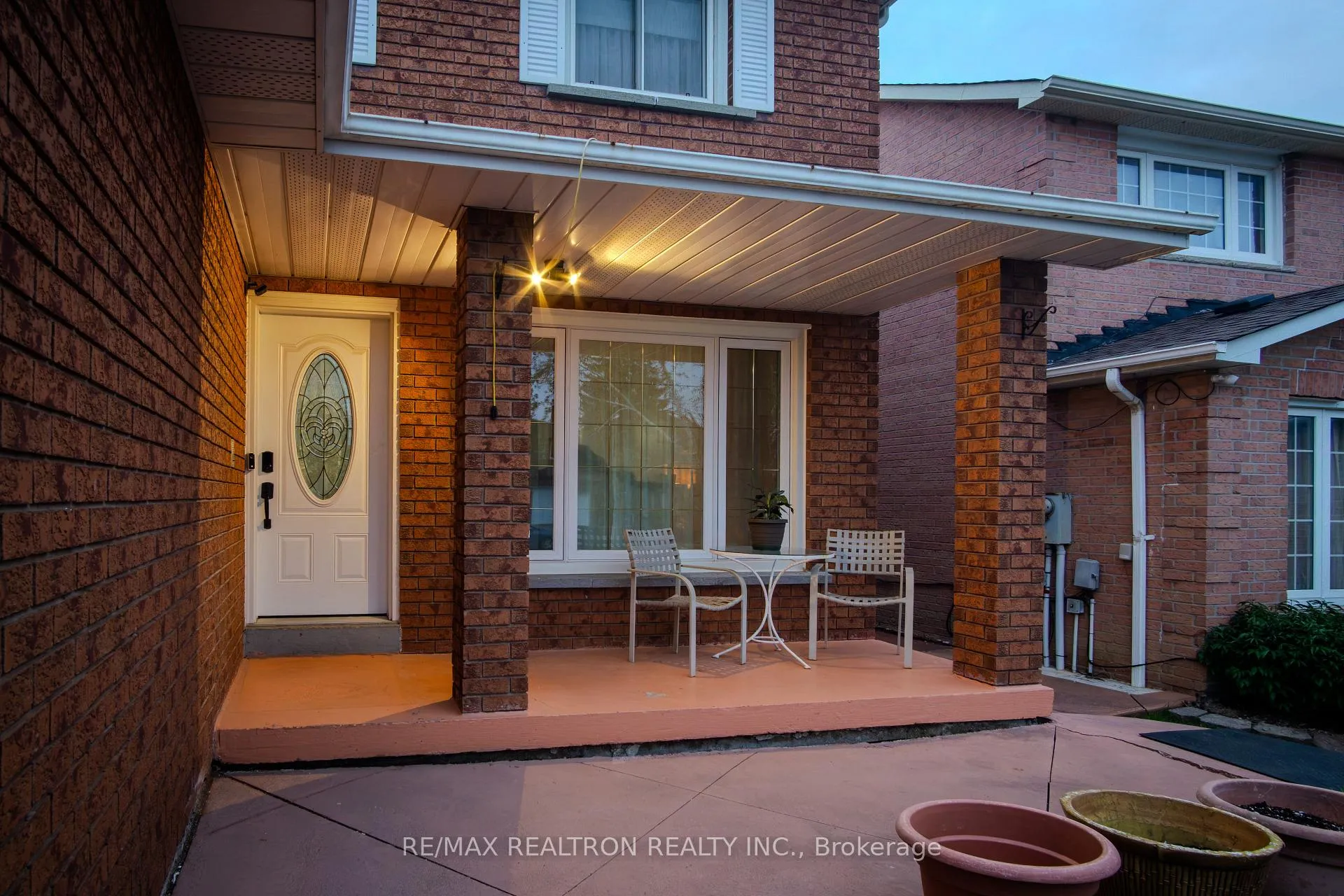 Photo 4 of 24 Havelock Drive N, Brampton, Fletcher's Creek South — HOMEH