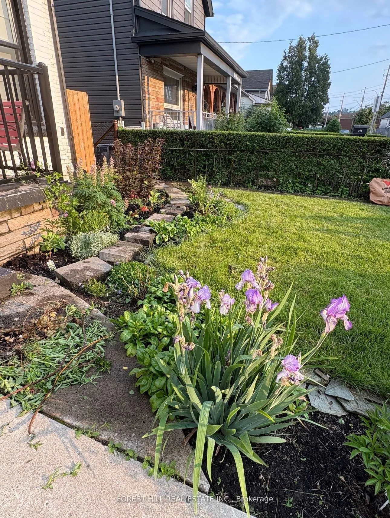 Photo 5 of 212 Gibson Avenue, Hamilton, Gibson — HOMEH