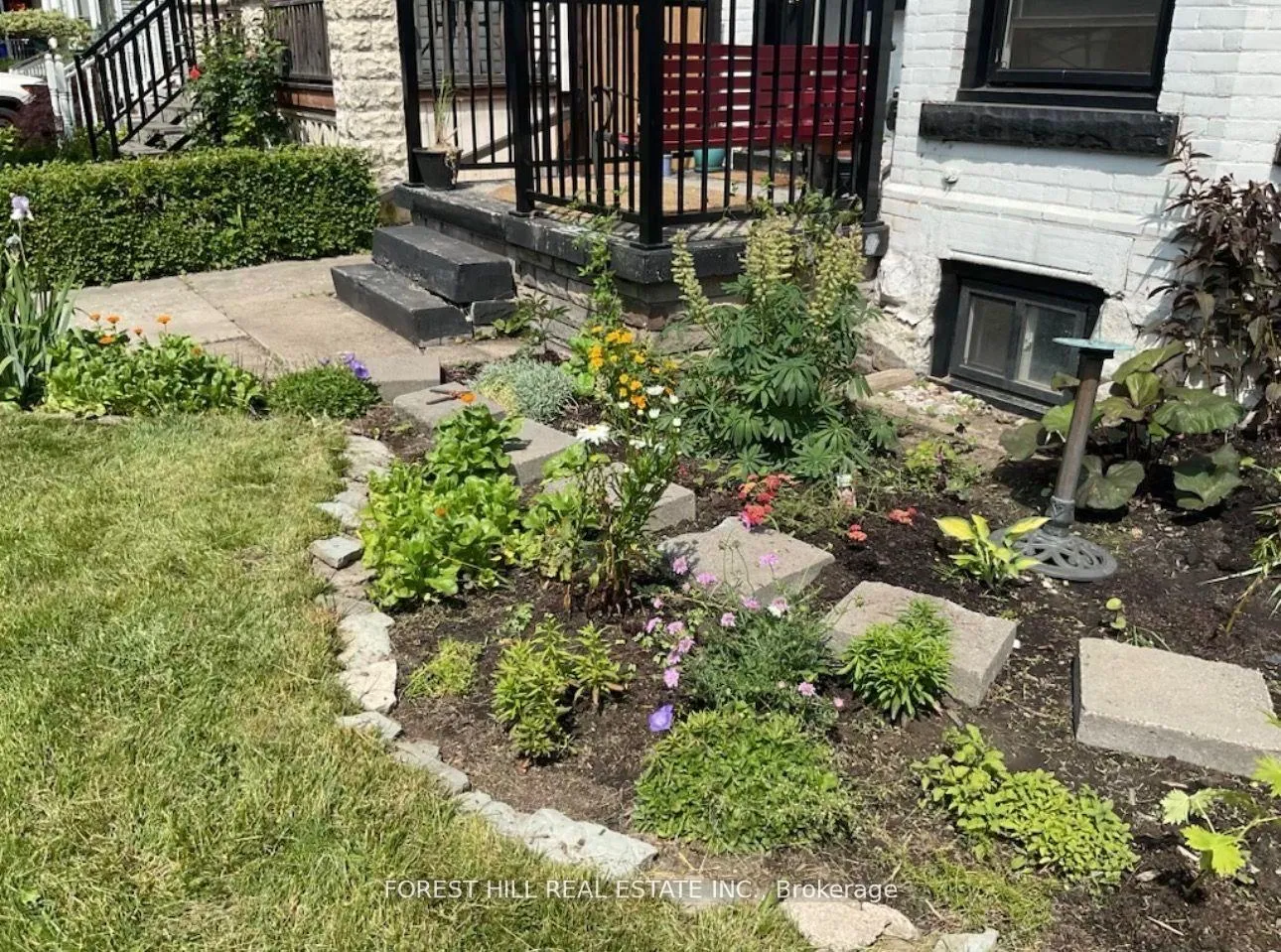 Photo 6 of 212 Gibson Avenue, Hamilton, Gibson — HOMEH