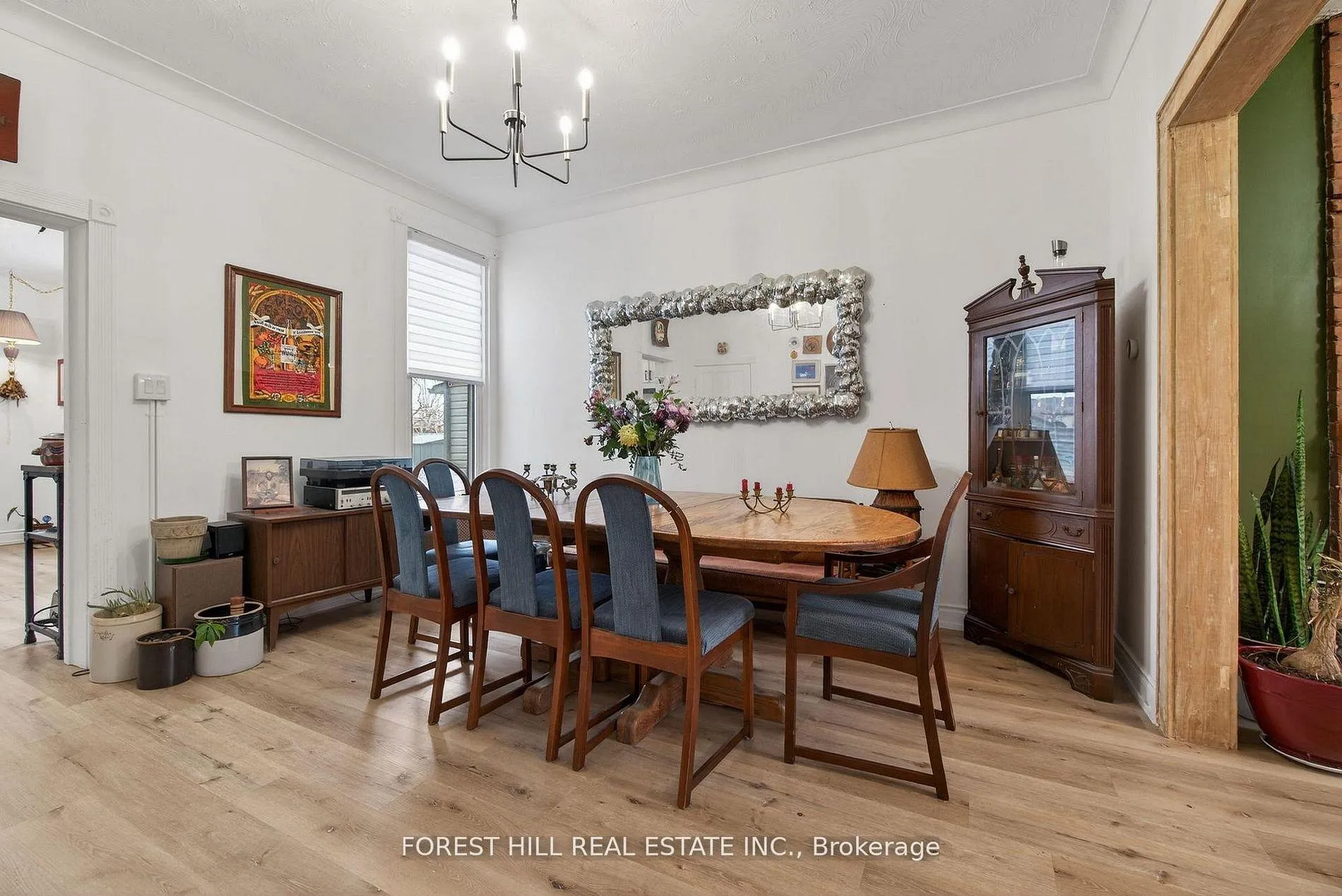 Photo 11 of 212 Gibson Avenue, Hamilton, Gibson — HOMEH