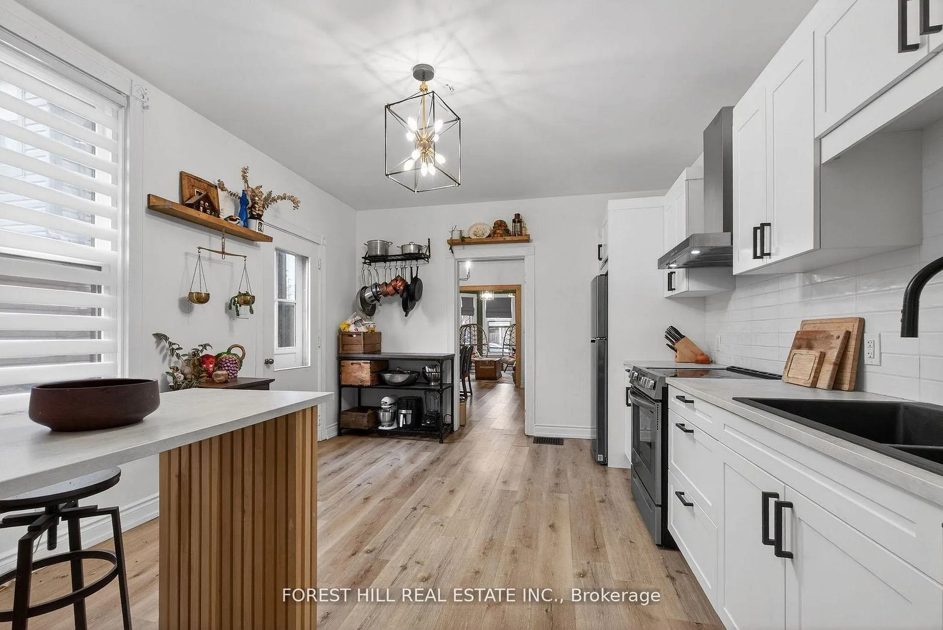 Photo 21 of 212 Gibson Avenue, Hamilton, Gibson — HOMEH