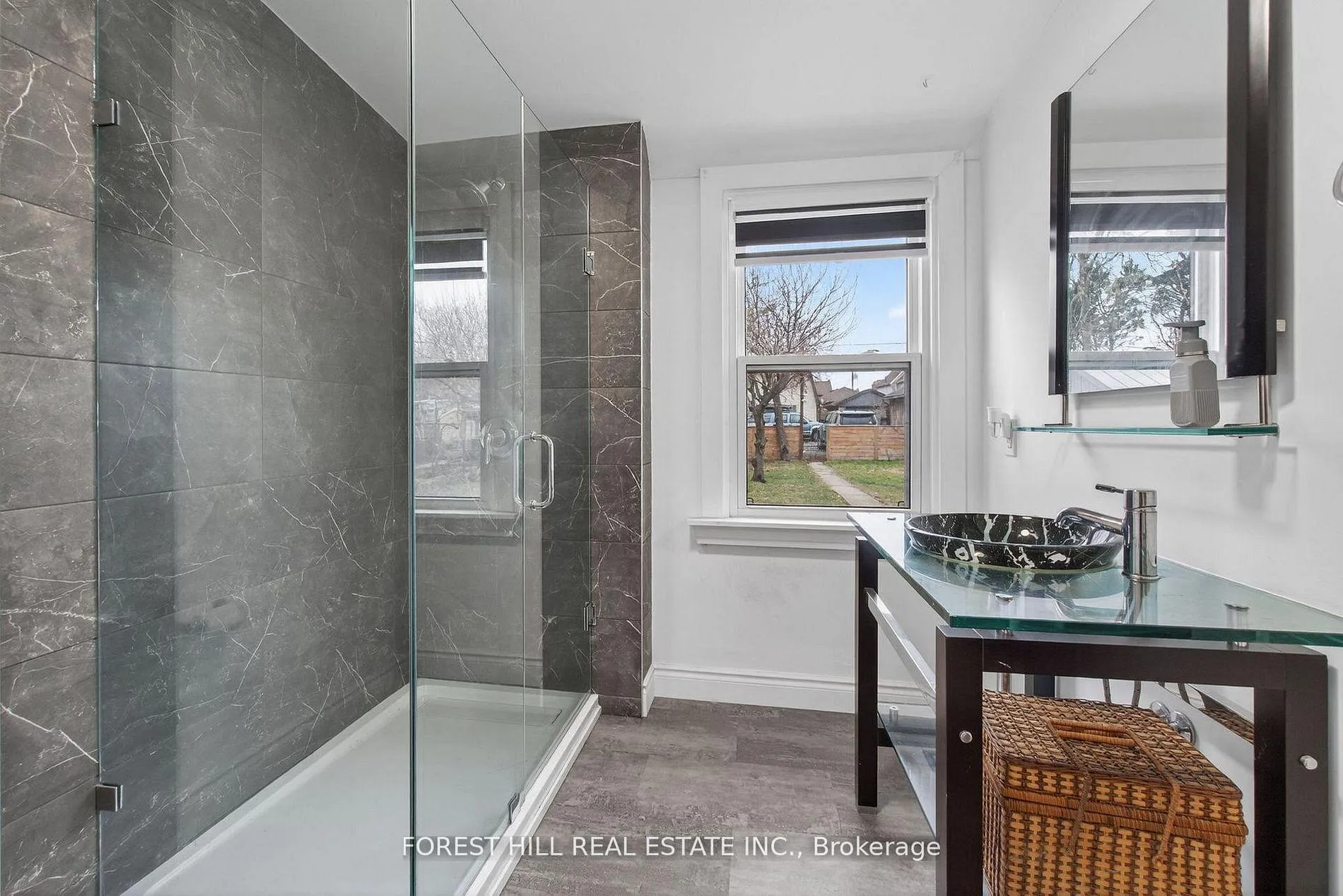 Photo 22 of 212 Gibson Avenue, Hamilton, Gibson — HOMEH