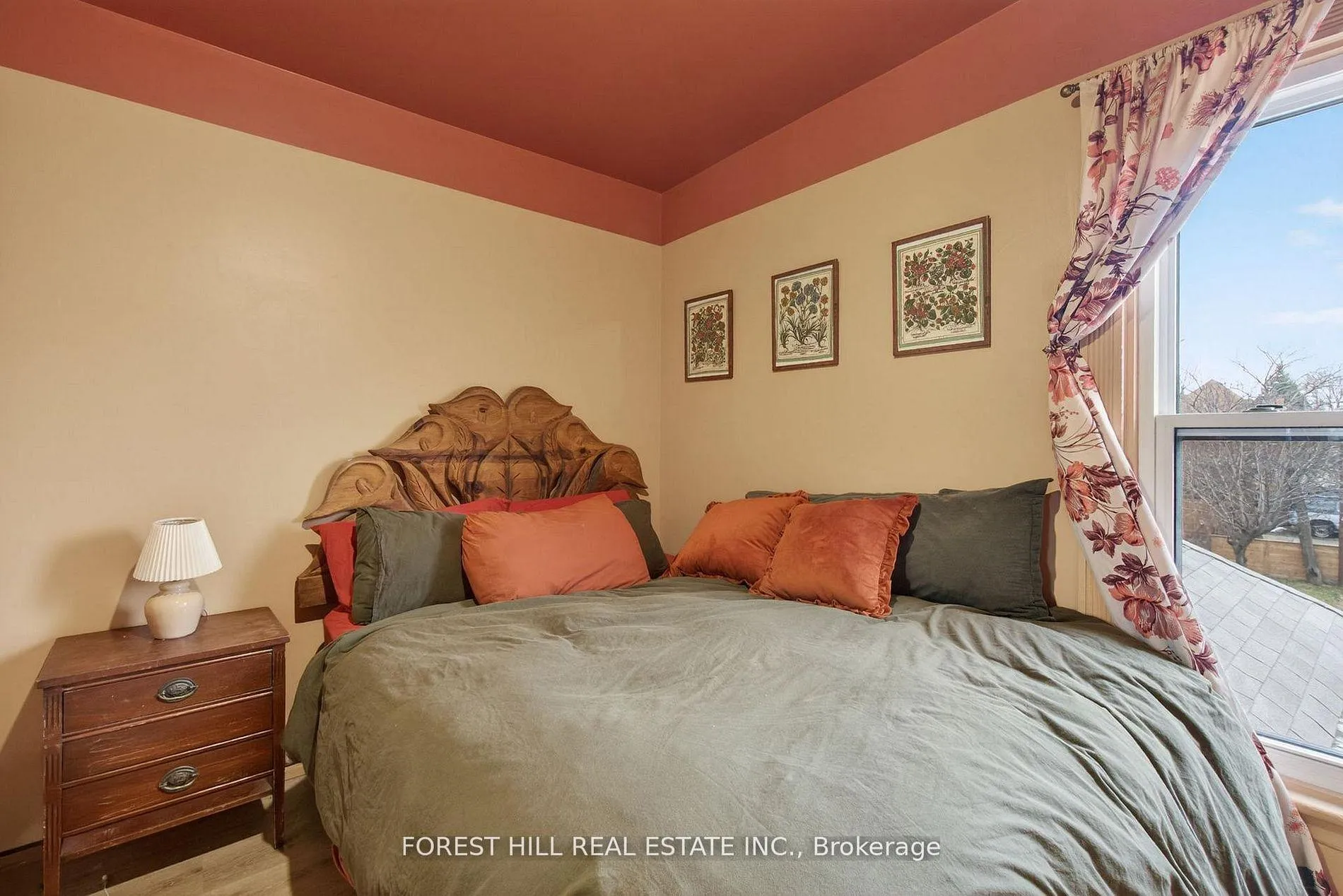 Photo 31 of 212 Gibson Avenue, Hamilton, Gibson — HOMEH