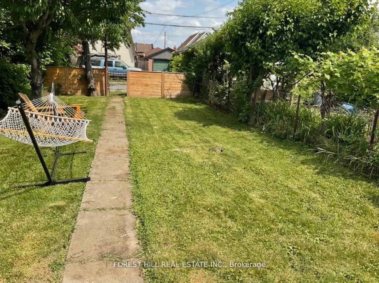Photo 39 of 212 Gibson Avenue, Hamilton, Gibson — HOMEH
