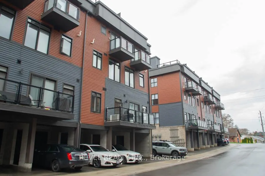 Photo 2 of Unit 11, 2 Willow Street, Brant, Paris — HOMEH