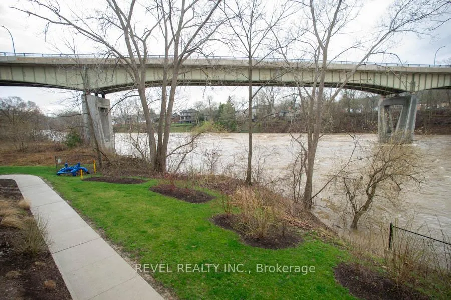 Photo 20 of Unit 11, 2 Willow Street, Brant, Paris — HOMEH