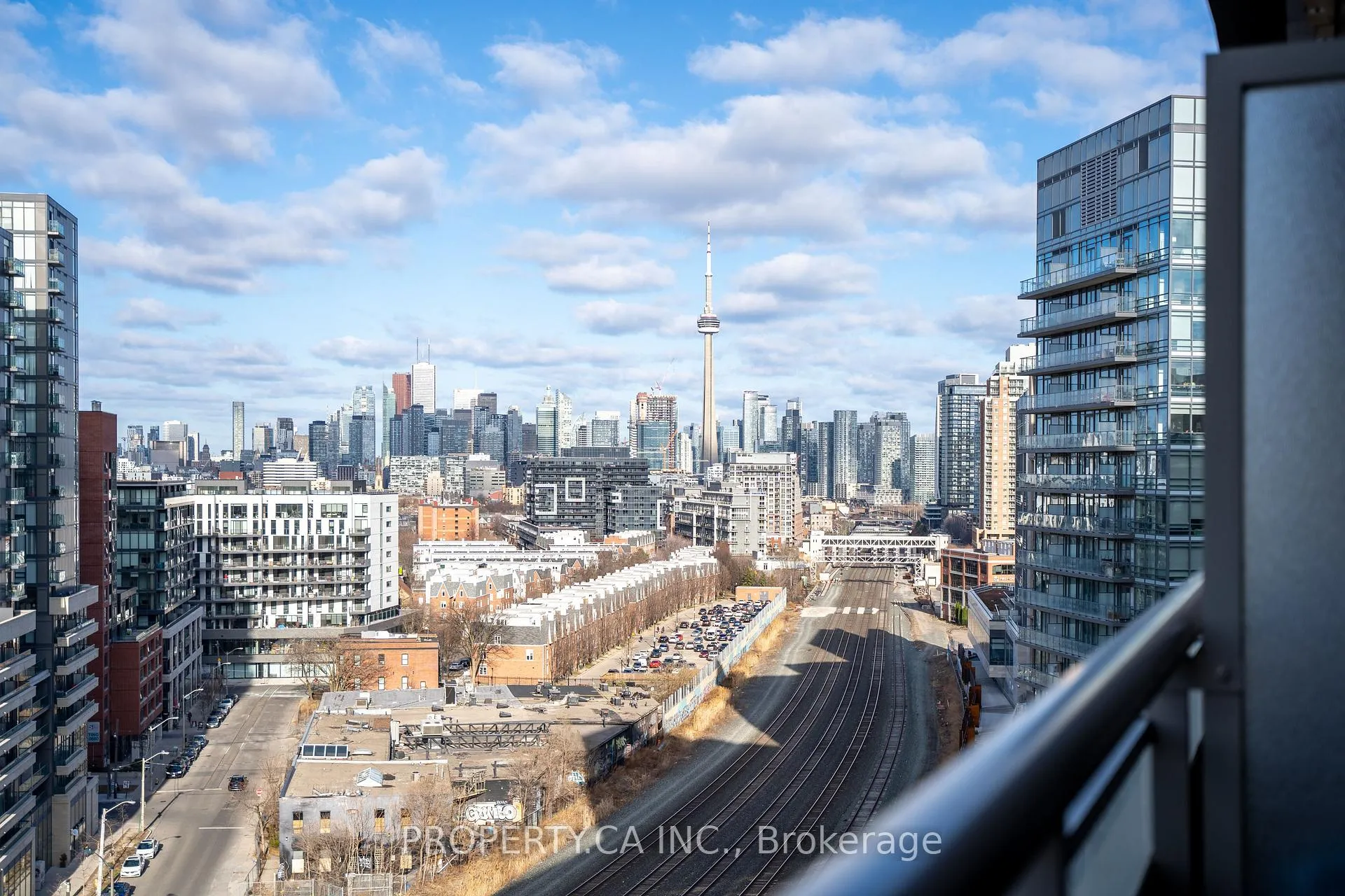 Photo 15 of Unit 1320, 38 Joe Shuster Way, Toronto, Niagara — HOMEH
