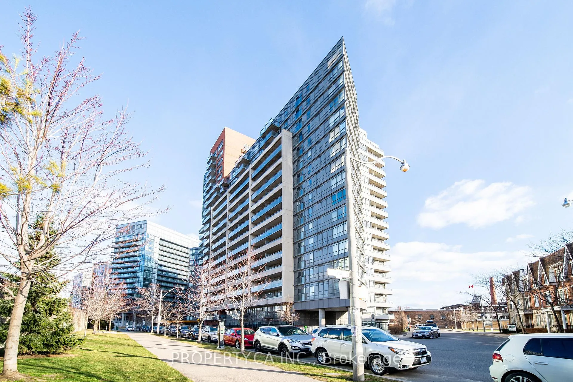 Photo 18 of Unit 1320, 38 Joe Shuster Way, Toronto, Niagara — HOMEH