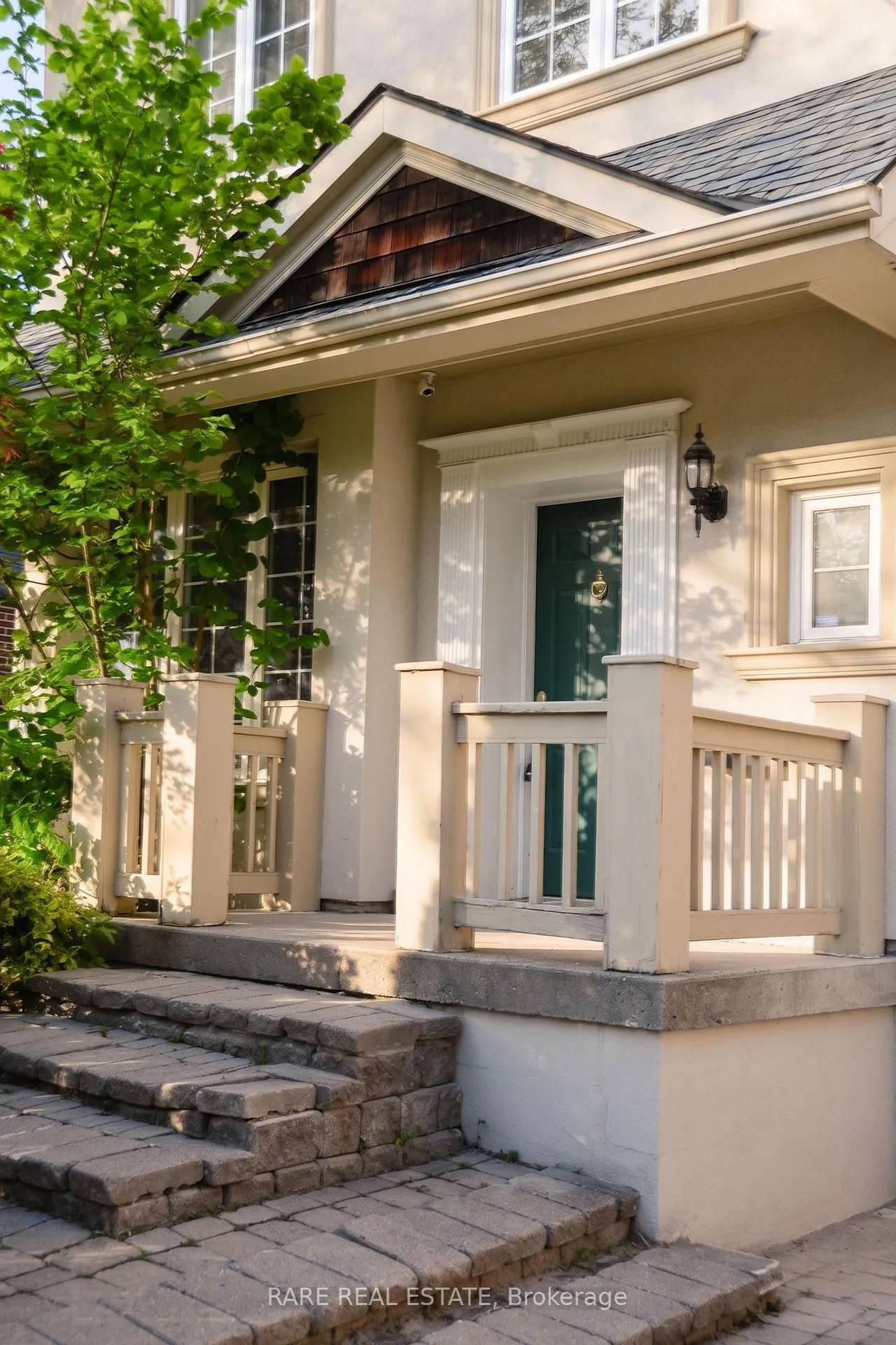 Photo 22 of 33 Red Deer Avenue, Scarborough, Birchcliffe-Cliffside — HOMEH